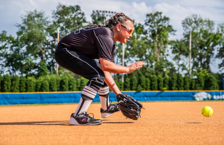 Best Softball Gloves: Brands, Material, and Styles to Look For